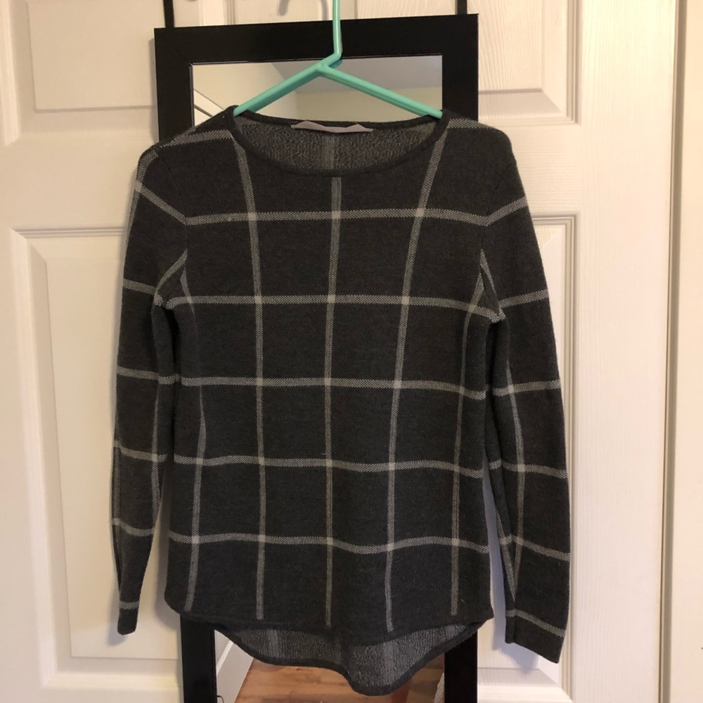 Athleta sweater